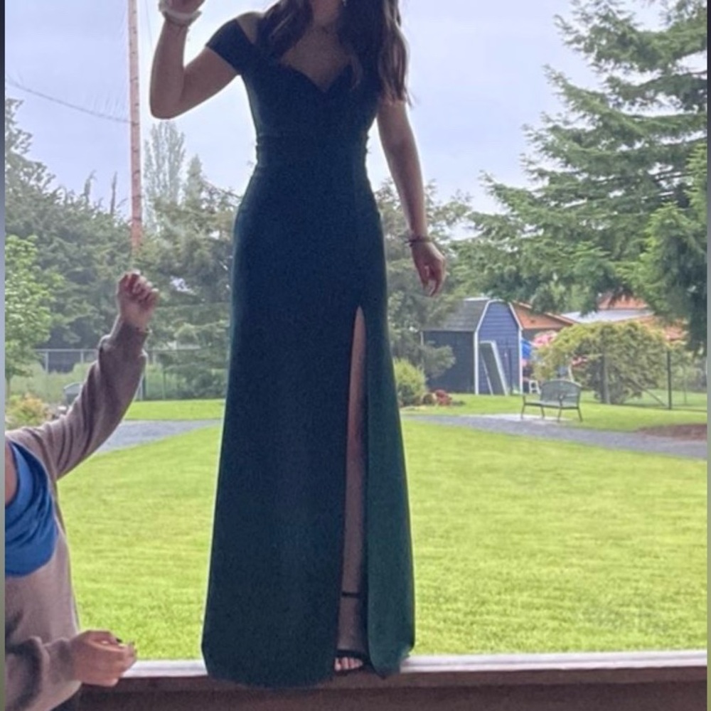 Windsor Dark Green Off-Shoulder Maxi Dress